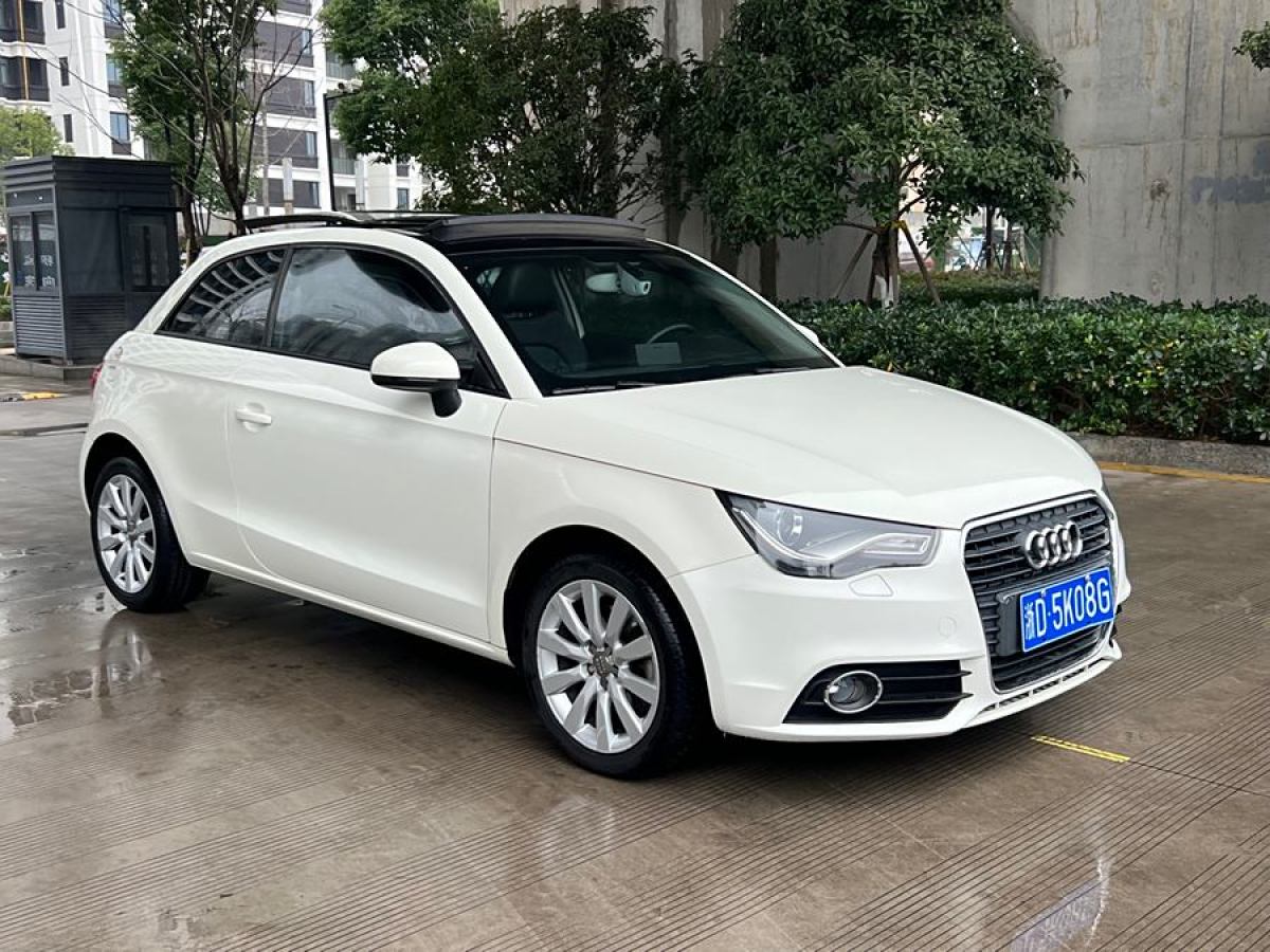 2014年4月奧迪 奧迪A1  2014款 30 TFSI 舒適型