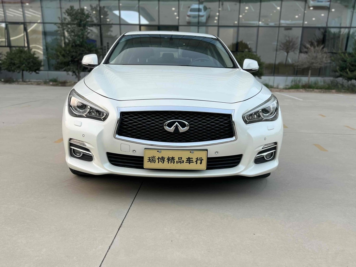 英菲尼迪 Q50L  2015款 2.0T 悅享版圖片