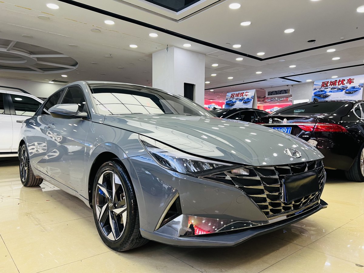 現(xiàn)代 伊蘭特  2021款 1.5L LUX尊貴版圖片