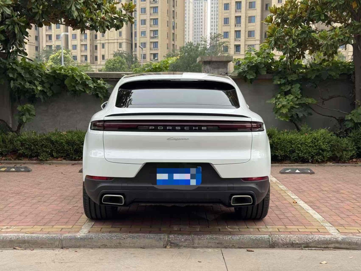 保時(shí)捷 Cayenne  2024款 Cayenne Coupé 3.0T圖片
