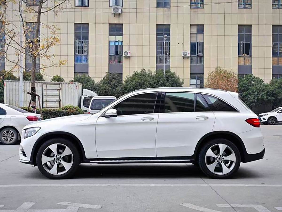 奔馳 奔馳GLC  2017款 GLC 300 4MATIC 豪華型圖片