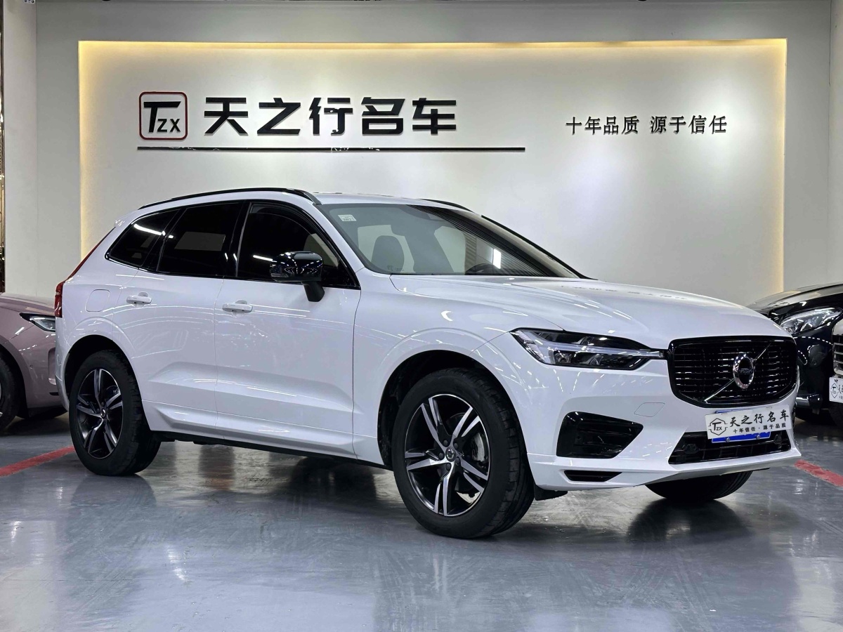 沃爾沃 XC60  2021款 T5 四驅(qū)智遠(yuǎn)運動版圖片