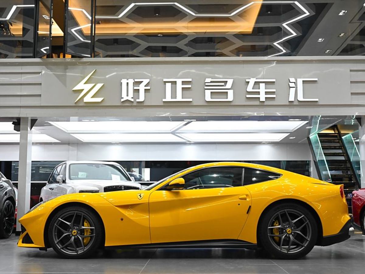 法拉利 F12berlinetta  2013款 6.3L 標準型圖片