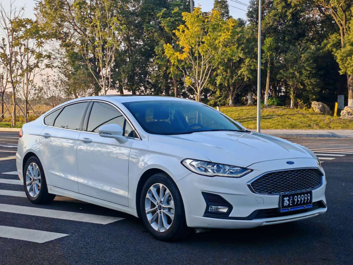 福特 蒙迪歐  2020款 EcoBoost 180 時(shí)尚型圖片