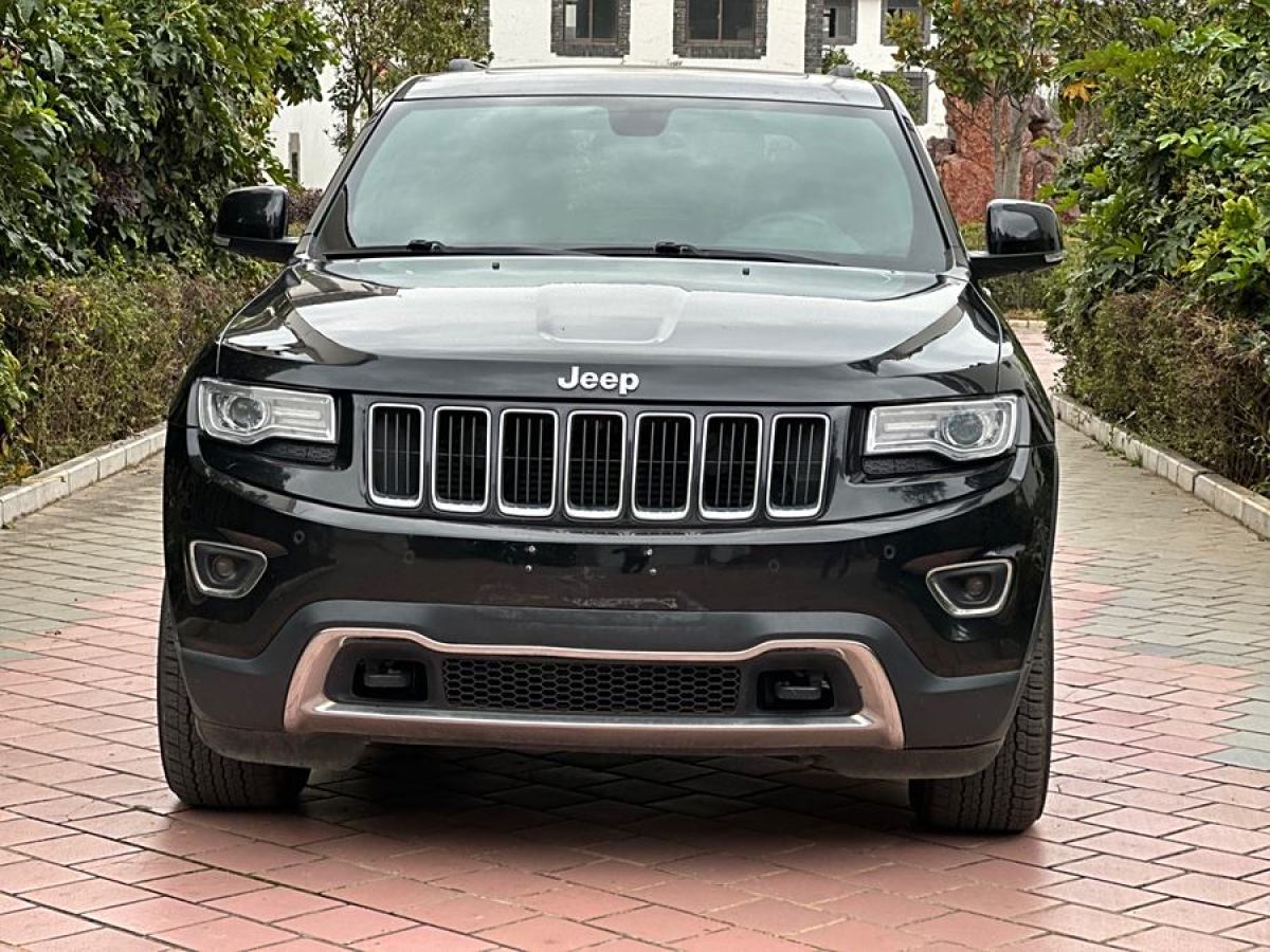 Jeep 大切諾基  2015款 3.0TD 柴油 舒享導航版圖片