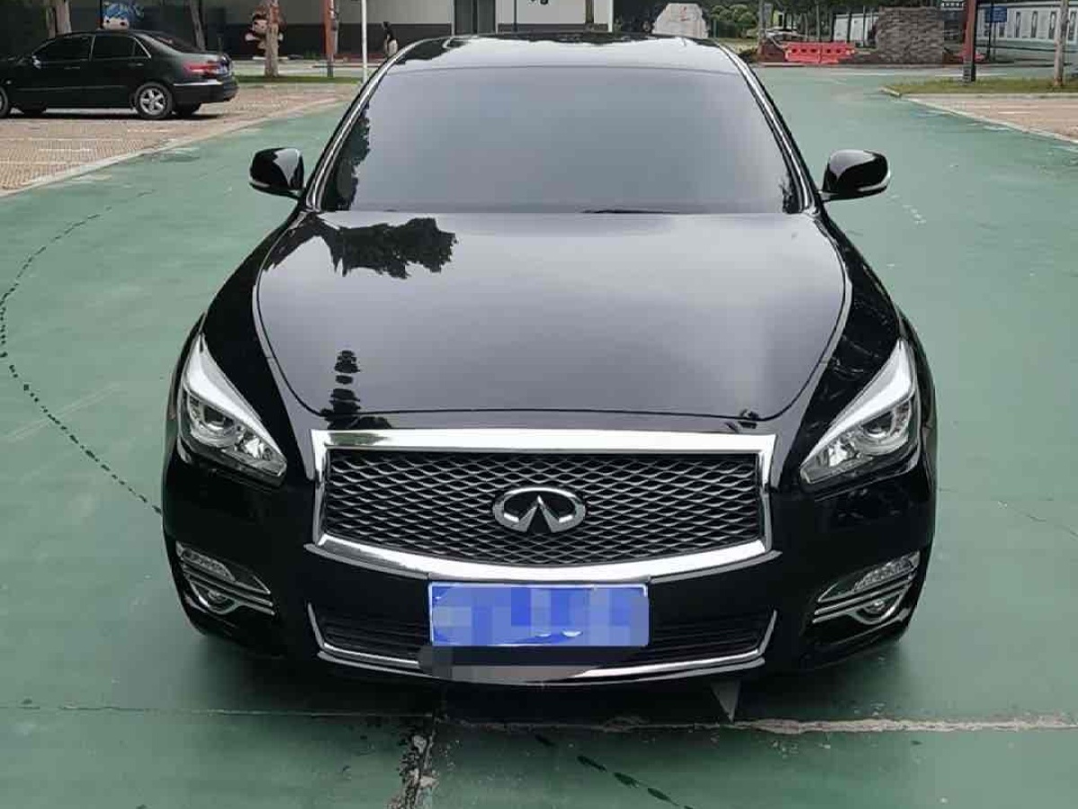 2016年9月英菲尼迪 Q70  2017款 Q70L 2.5L 精英版