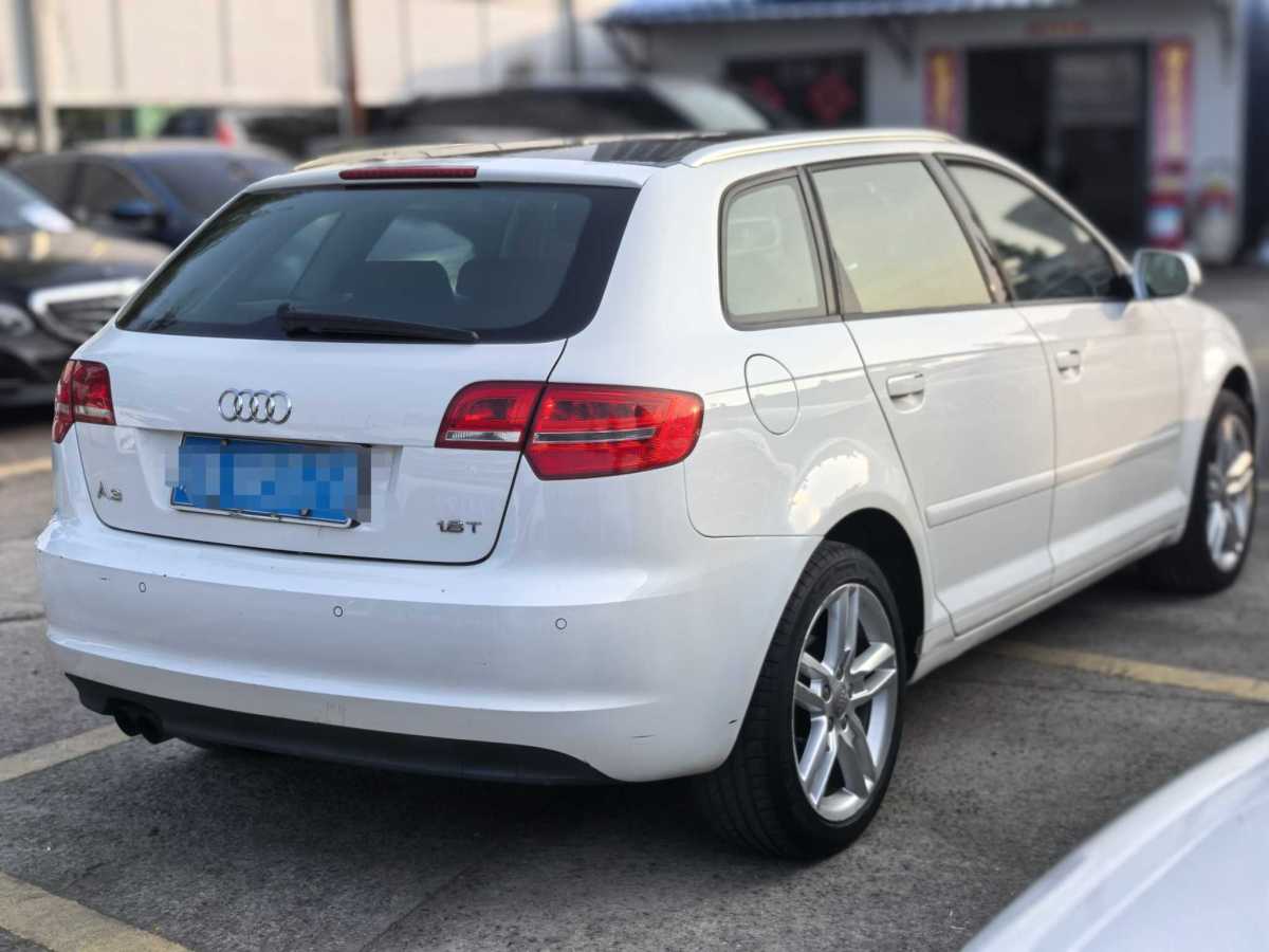 奧迪 奧迪A3  2012款 Sportback 1.8T 豪華型圖片