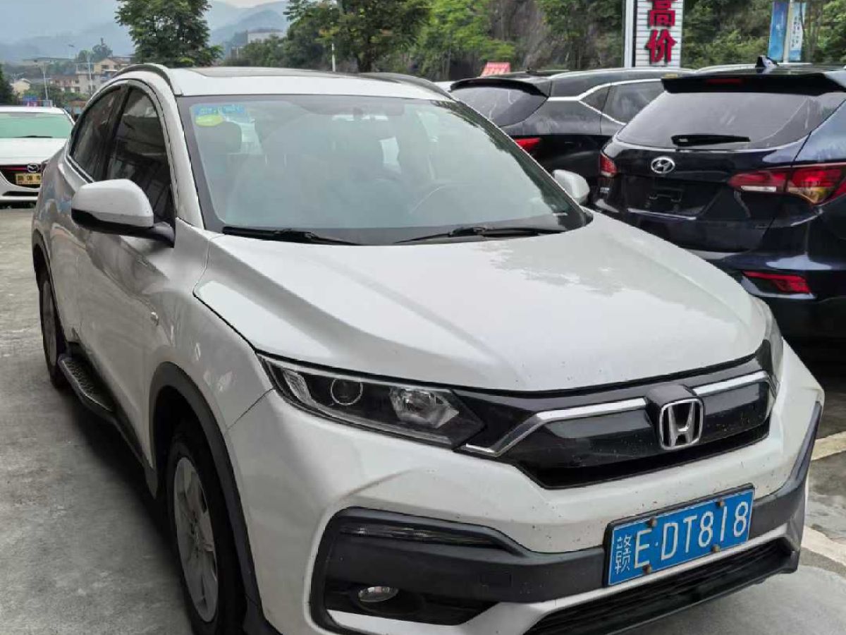 本田 CR-V  2020款 240TURBO 手動(dòng)兩驅(qū)經(jīng)典版圖片