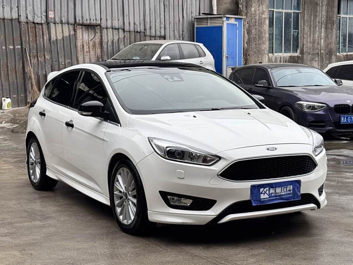 福特 ?？怂? 2018款 兩廂經(jīng)典 EcoBoost 180 自動(dòng)運(yùn)動(dòng)型圖片