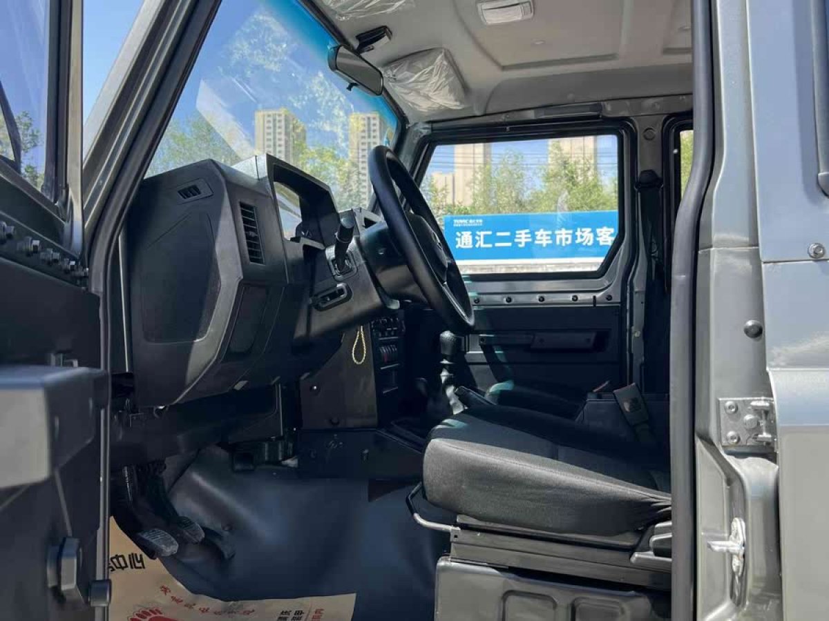 北汽制造 BJ 212  2020款 2.4T 方門(mén) 硬頂圖片