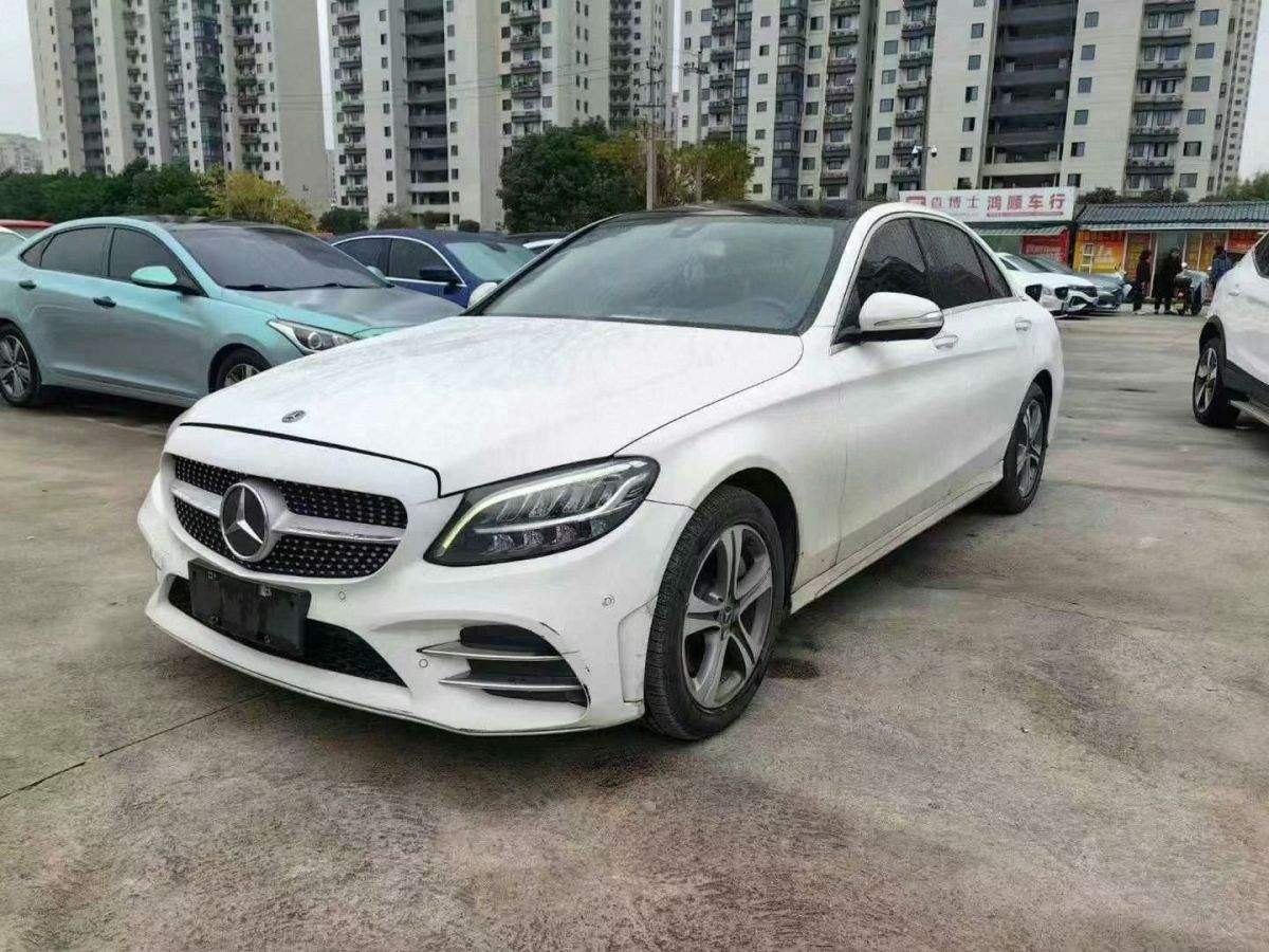 奔馳 奔馳C級(jí)  2019款 C 300 L圖片