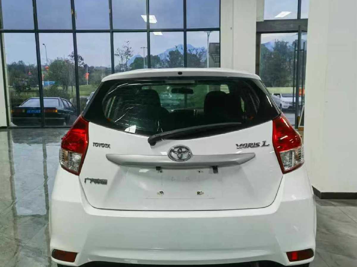 豐田 YARiS L 致炫  2015款 1.5E 自動魅動版圖片