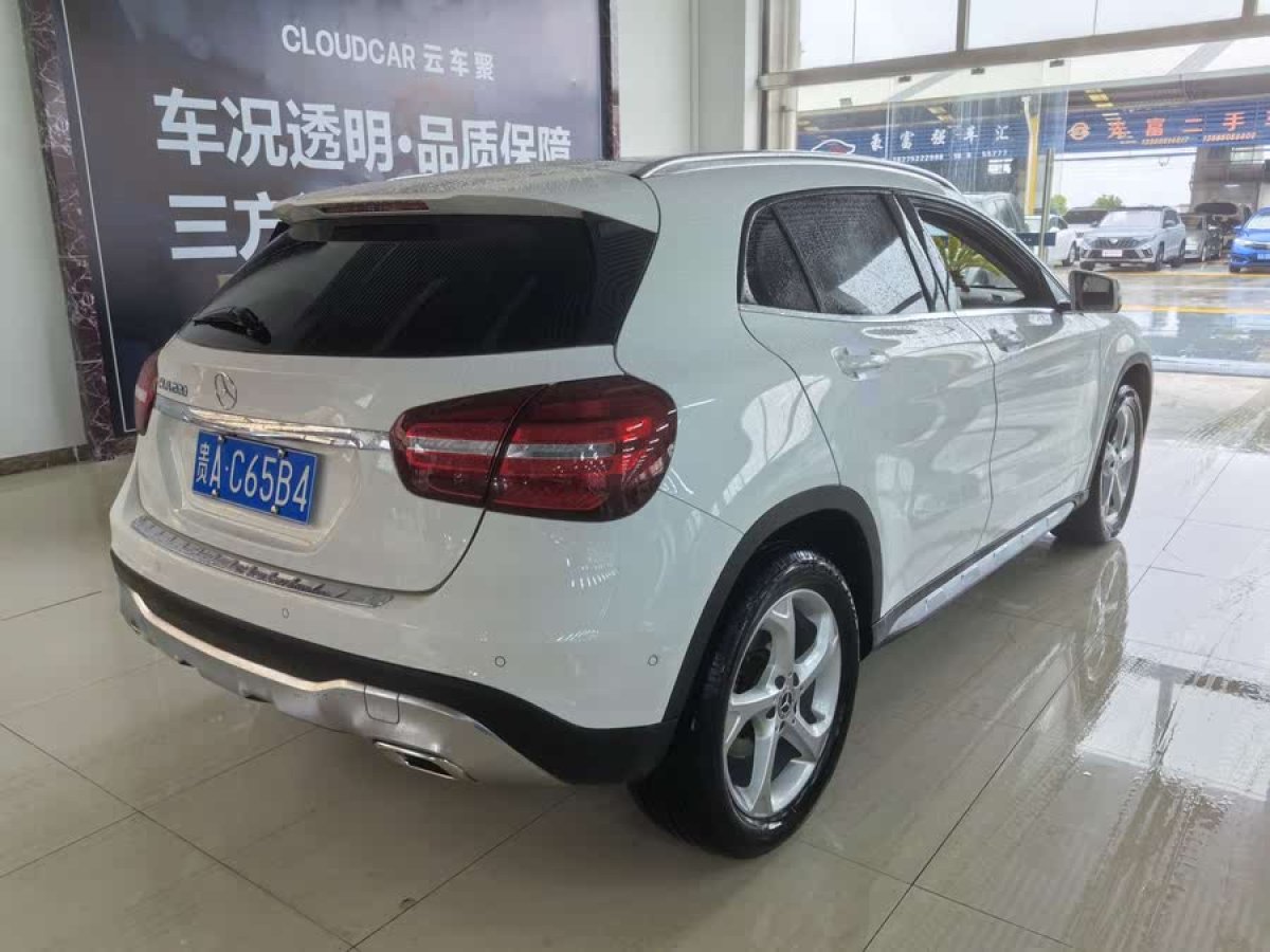 奔馳 奔馳GLA  2017款 GLA 200 動感型圖片