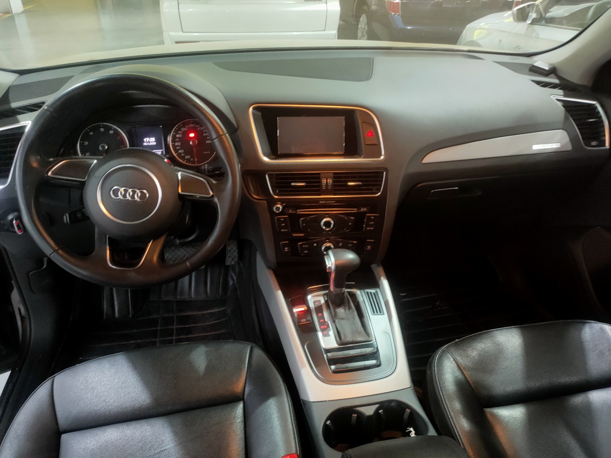 奧迪 奧迪Q5  2016款 Q5 40TFSI 2.0T 進(jìn)取型圖片