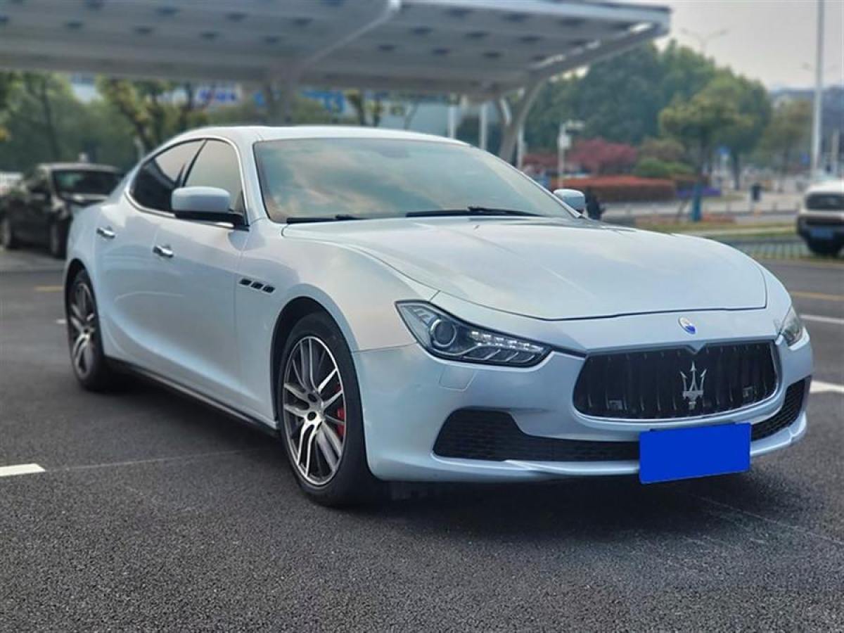 瑪莎拉蒂 Ghibli  2014款 3.0T 標(biāo)準(zhǔn)版圖片