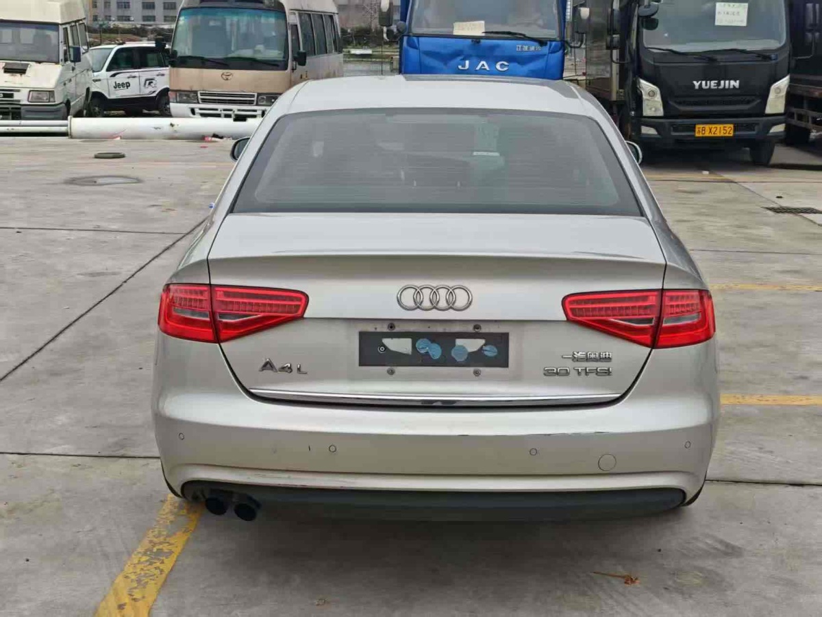 奧迪 奧迪A4L  2011款 1.8 TFSI 舒適型圖片