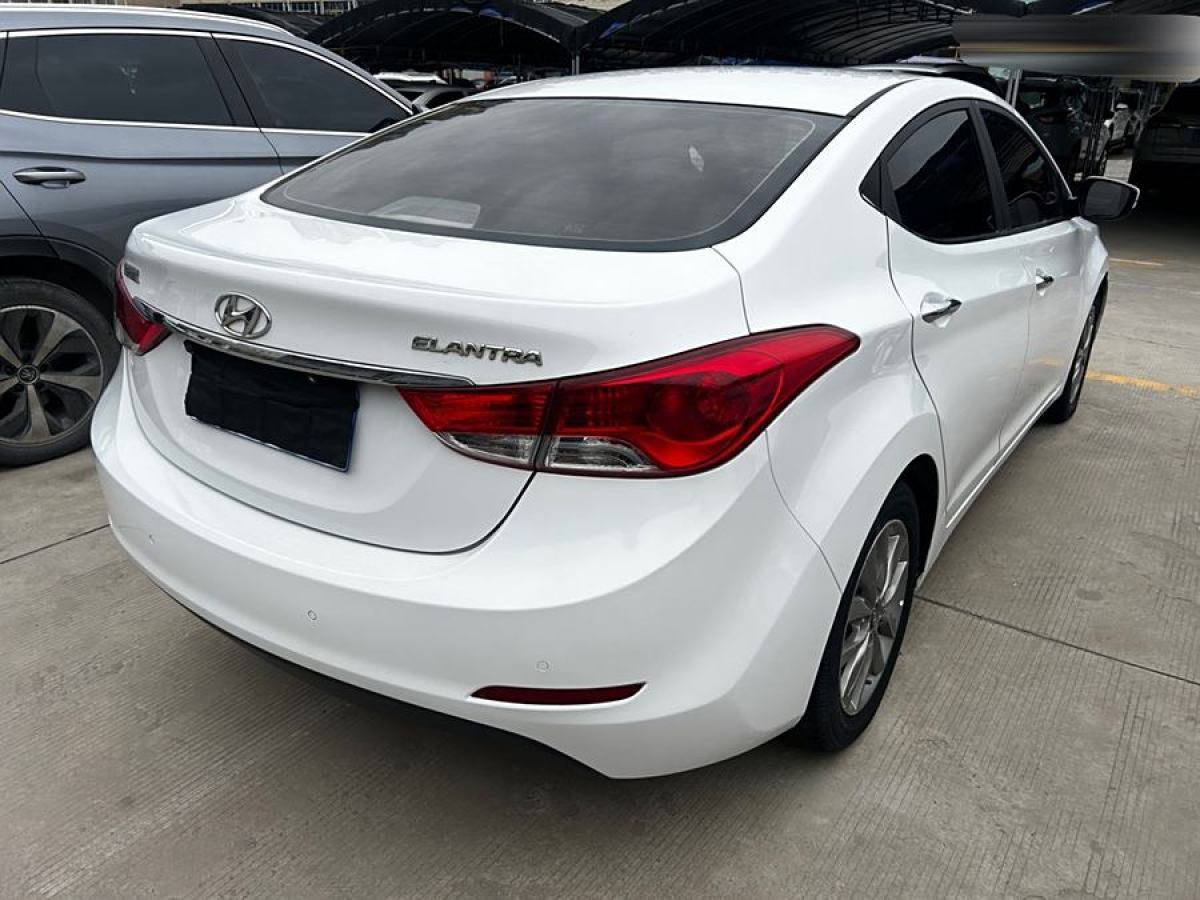 现代 朗动  2015款 1.6L 手动领先型图片