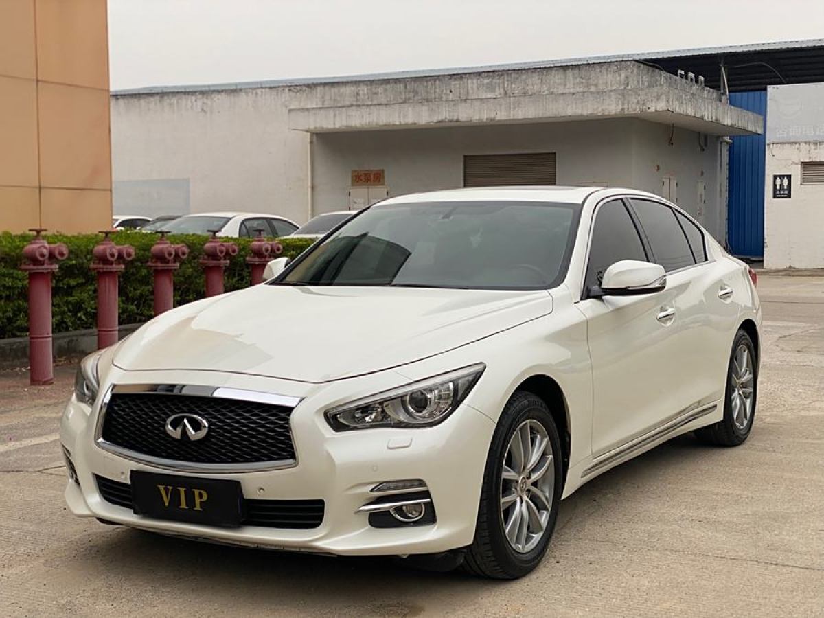 英菲尼迪 Q50L  2015款 2.0T 悅享版圖片