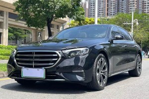 奔馳E級(jí)新能源 奔馳 E 350 e L 插電式混合動(dòng)力運(yùn)動(dòng)轎車