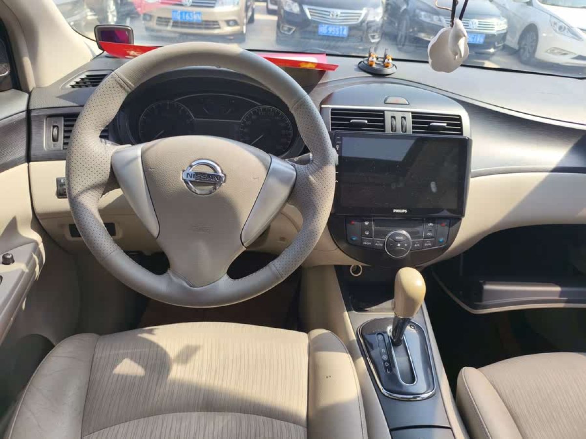 日產(chǎn) 騏達(dá)  2013款 1.6L CVT酷咖版圖片