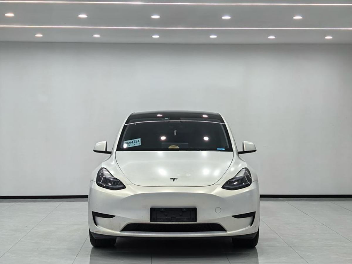 特斯拉 Model 3  2023款 煥新版 后輪驅(qū)動圖片