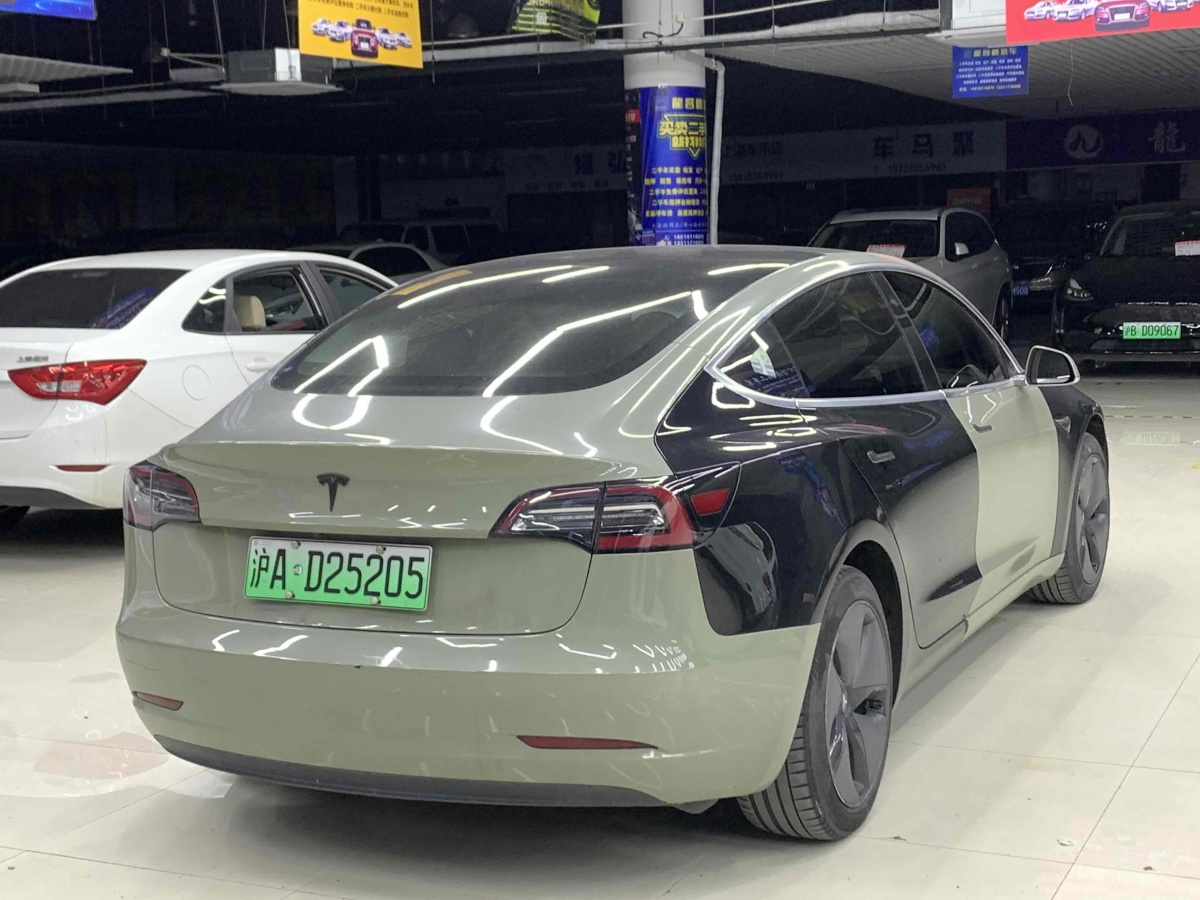 特斯拉 Model 3  2019款 標(biāo)準(zhǔn)續(xù)航后驅(qū)升級版圖片