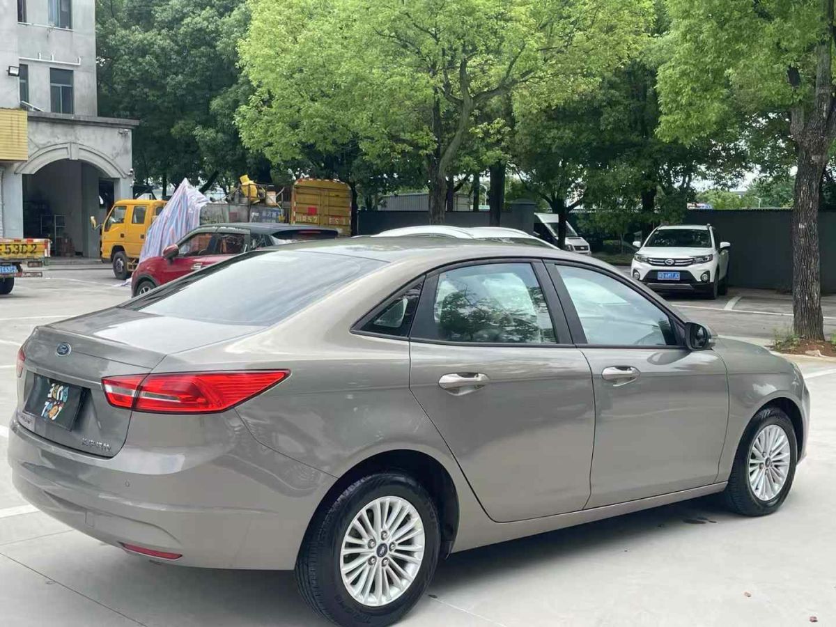 福特 福睿斯  2015款 1.5L 自動時尚型圖片