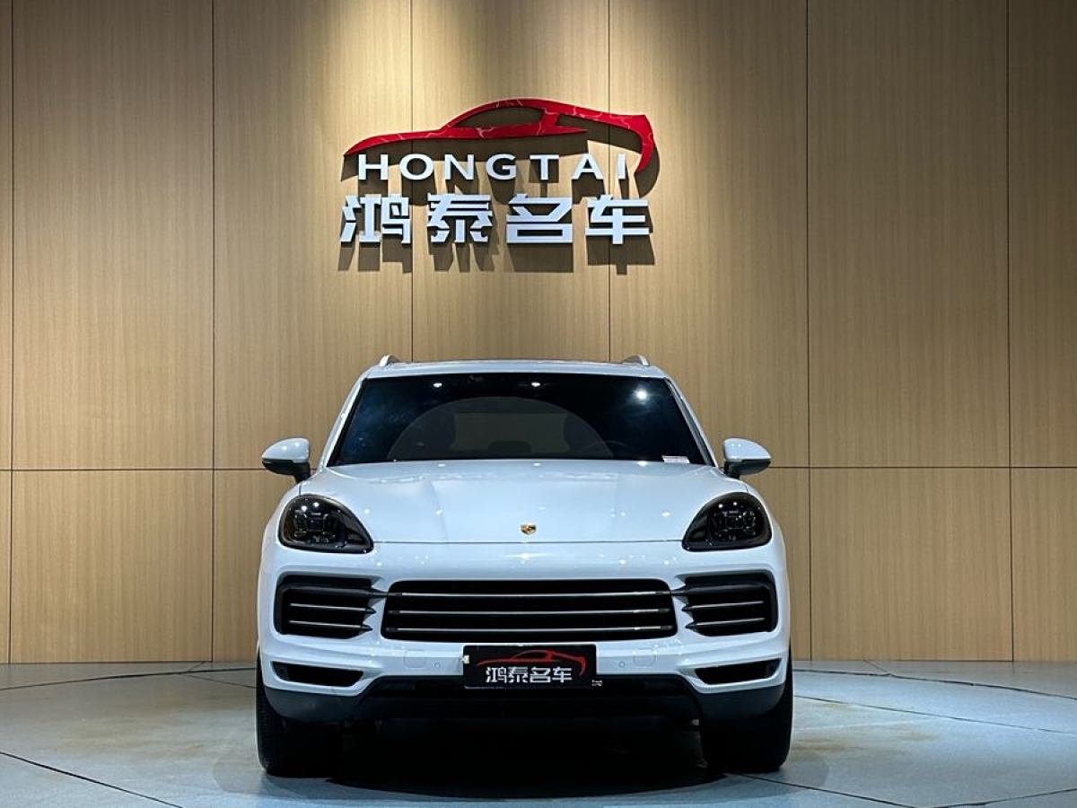 保時(shí)捷 Cayenne  2022款 Cayenne 3.0T 鉑金版圖片