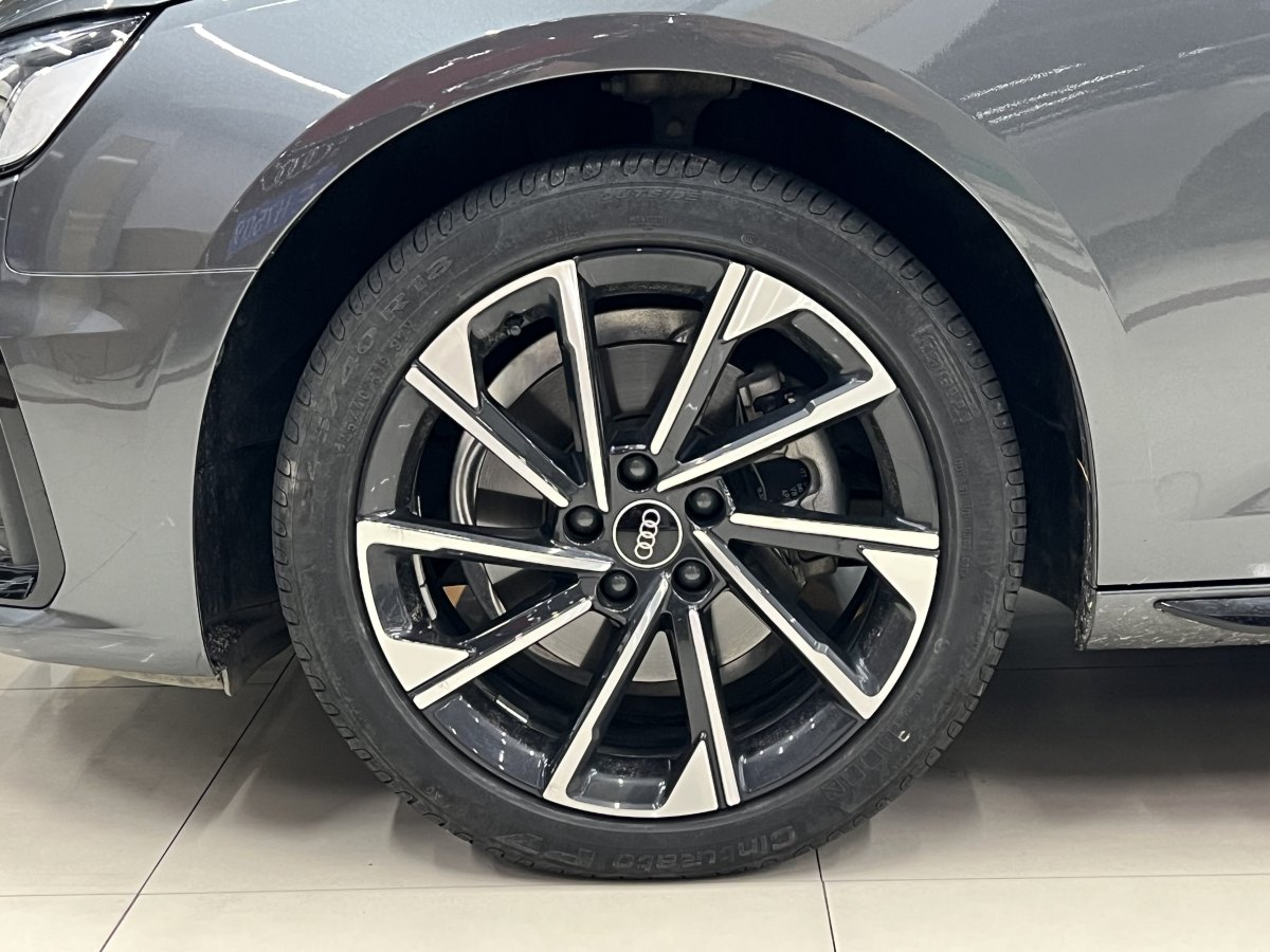 奧迪 奧迪A4L  2023款 40 TFSI 豪華動感型圖片