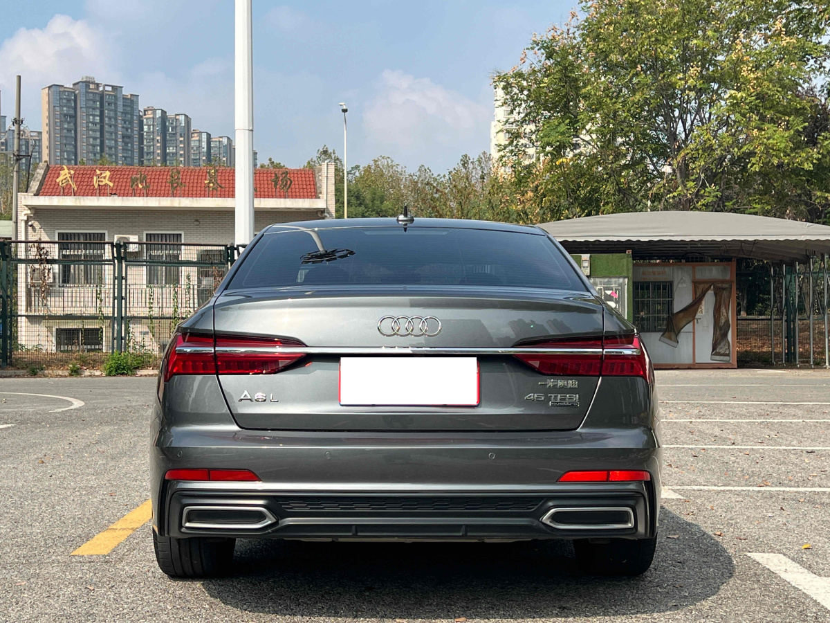 奧迪 奧迪A6L  2023款 改款 40 TFSI 豪華動(dòng)感型圖片