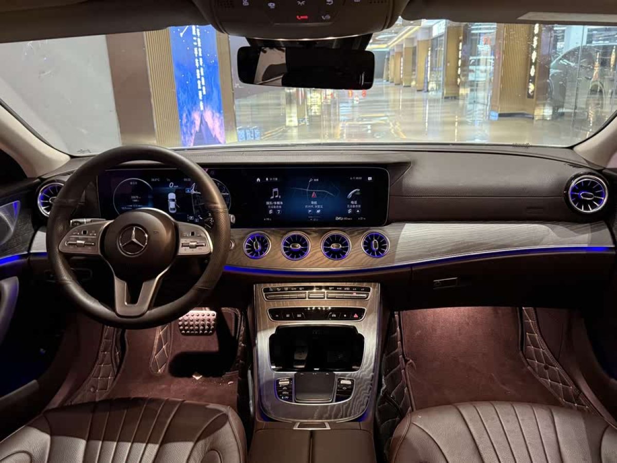 奔馳 奔馳CLS級(jí)  2021款 改款 CLS 300 豪華型圖片