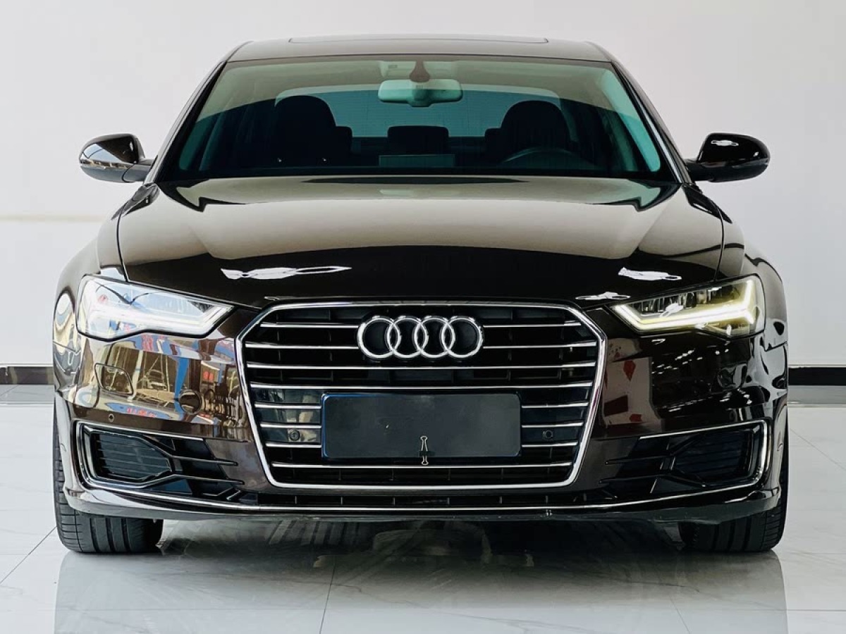 奧迪 奧迪A4L  2018款 30周年年型 30 TFSI 進(jìn)取型圖片