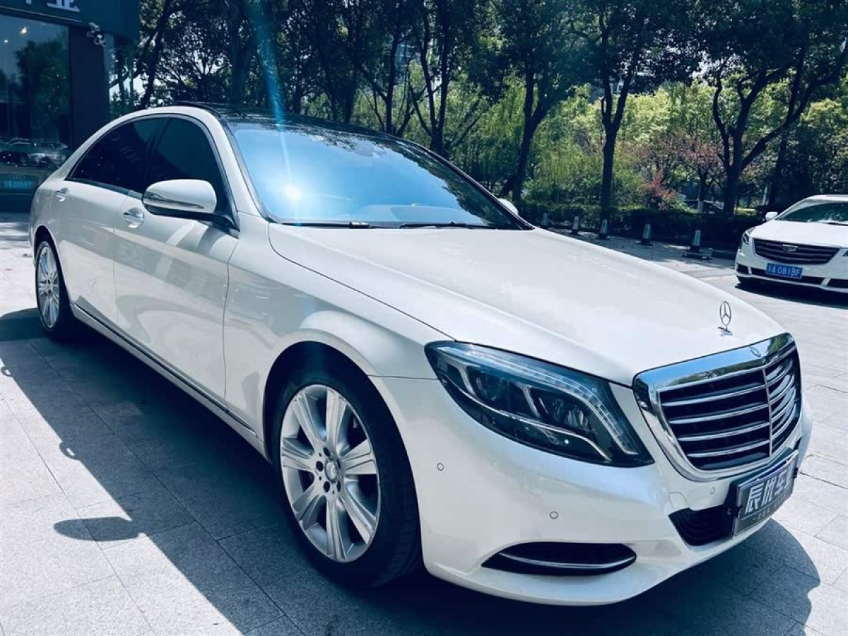 奔馳 奔馳S級(jí)  2023款 改款 S 400 L 豪華型圖片