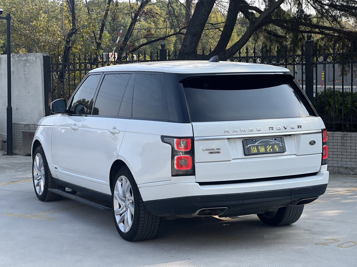 路虎 攬勝  2019款 3.0 V6 SC 傳世加長(zhǎng)版圖片