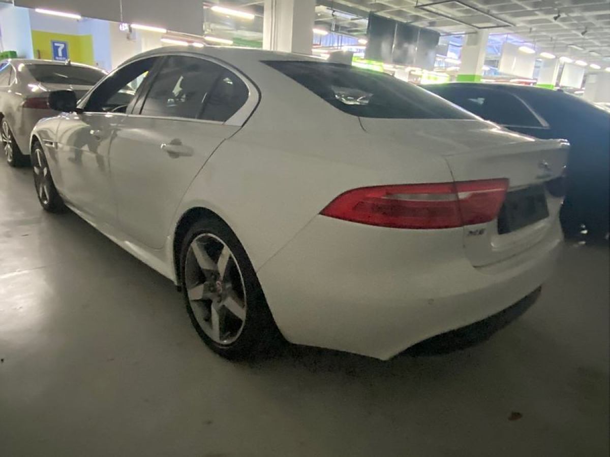 捷豹 XE  2015款 2.0T 200PS R-Sport圖片