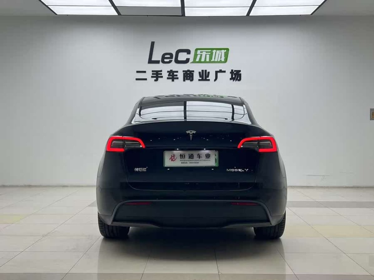 特斯拉 Model Y  2022款 改款 后輪驅(qū)動版圖片