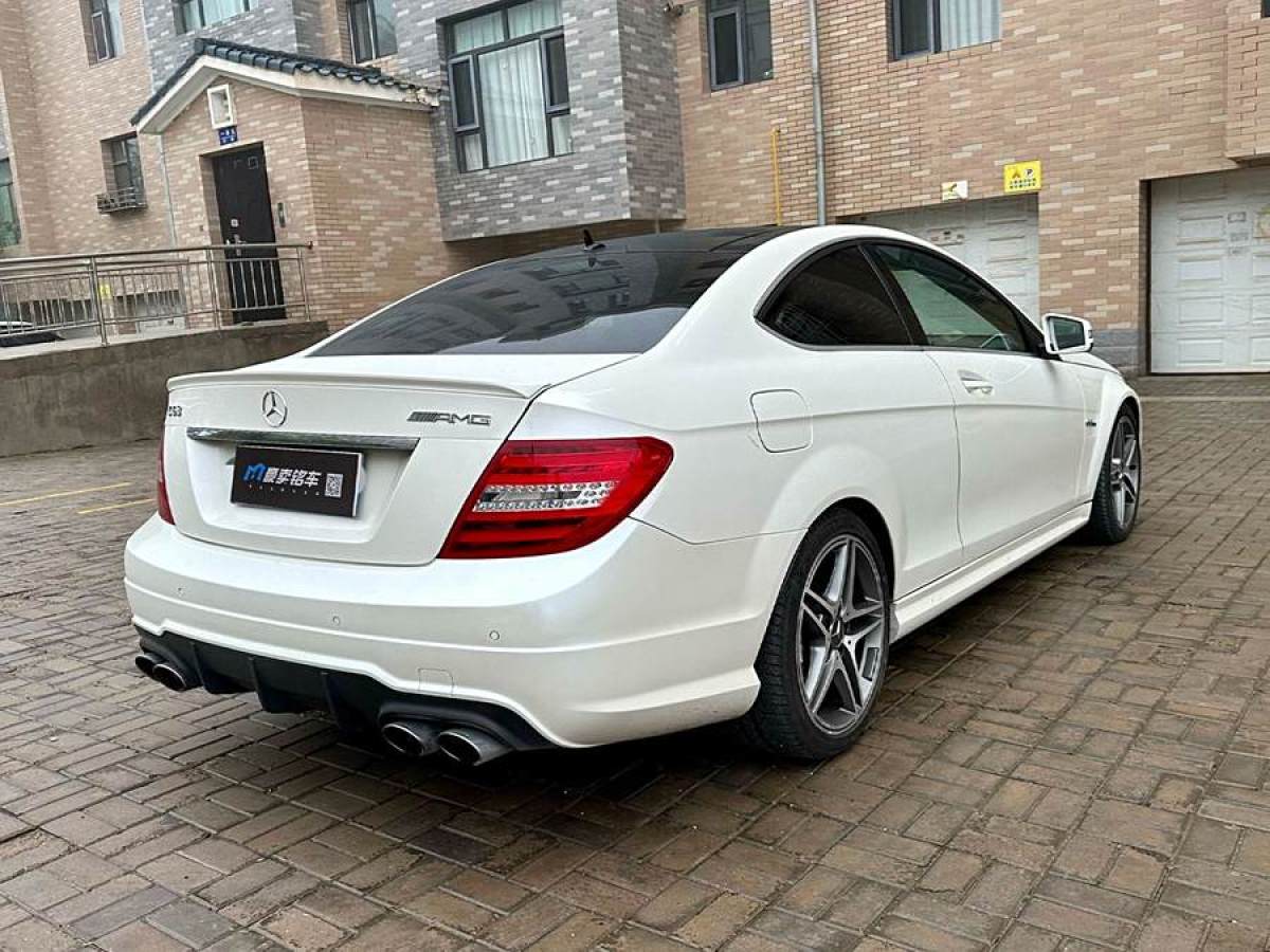 奔馳 奔馳C級AMG  2012款 AMG C 63 Coupe 動感型圖片