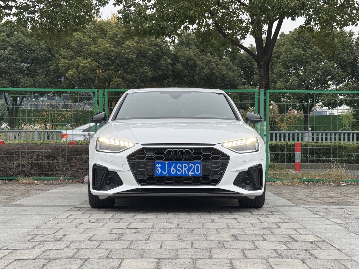 奧迪 奧迪A4L  2020款 45 TFSI quattro 臻選動感型圖片