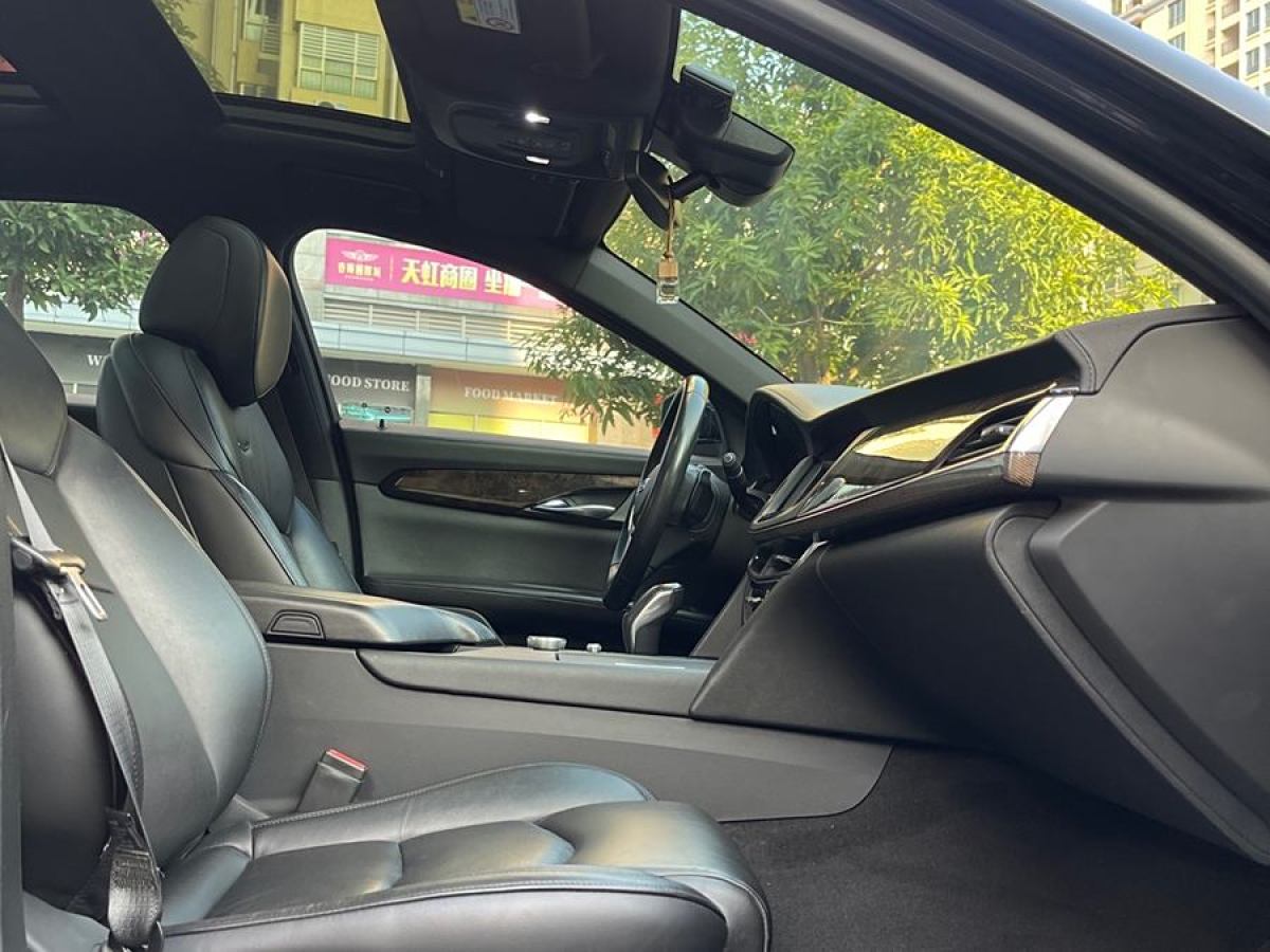 凱迪拉克 CT6  2019款 28T 豪華型圖片