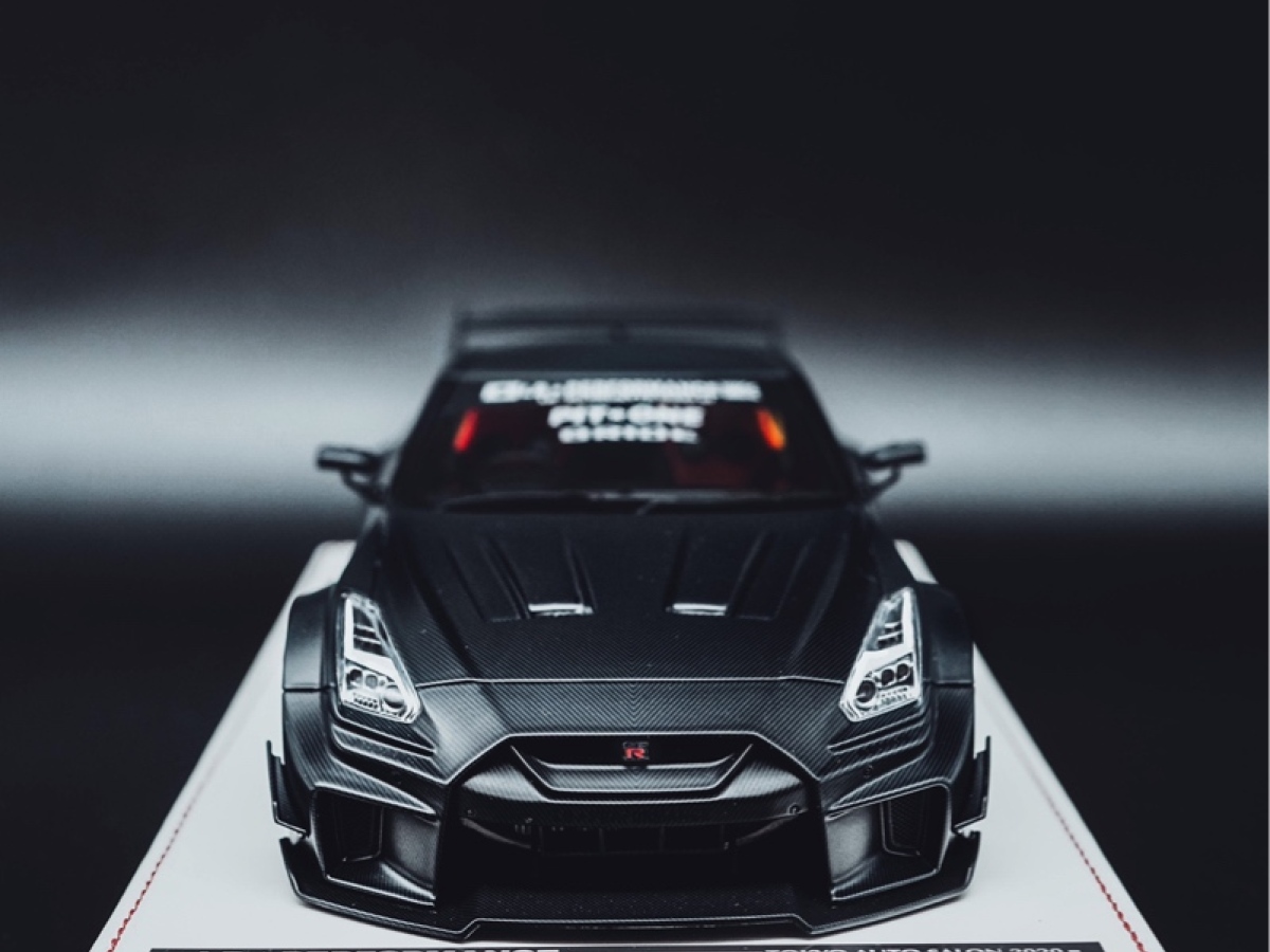 日產(chǎn) GT-R  2017款 3.8T 黑金剛版圖片