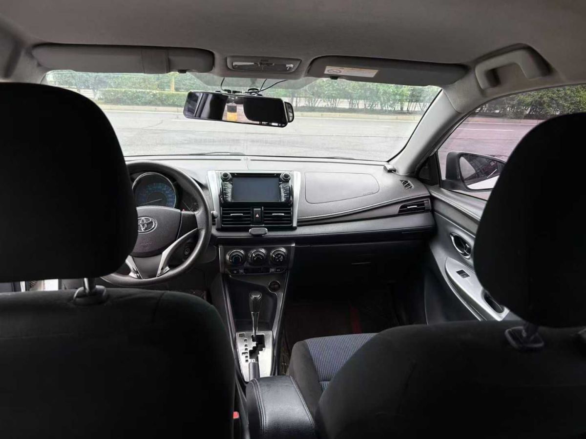 豐田 YARiS L 致炫  2015款 1.5G 自動炫動天窗特別版圖片