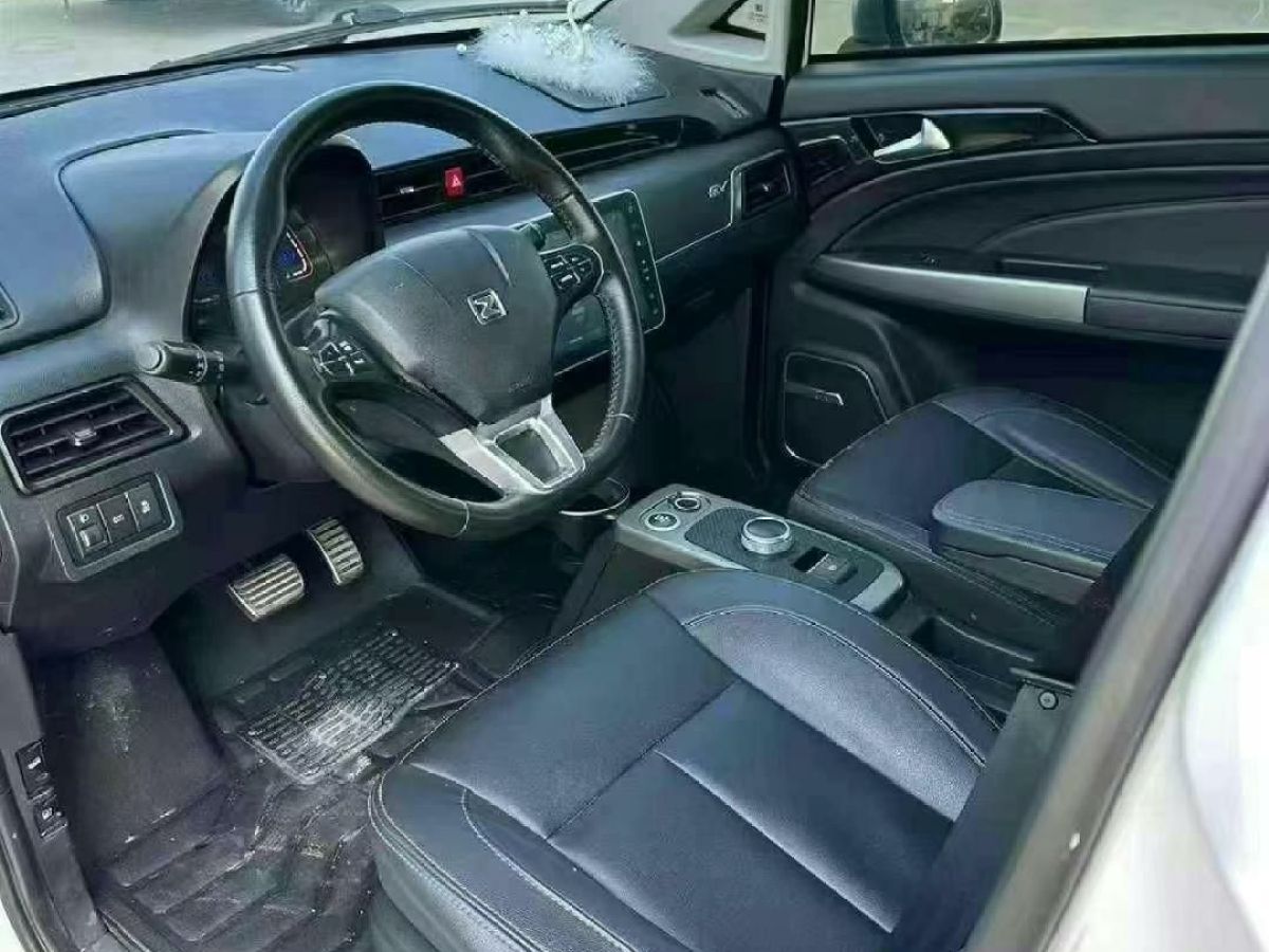 眾泰 E200 圖片