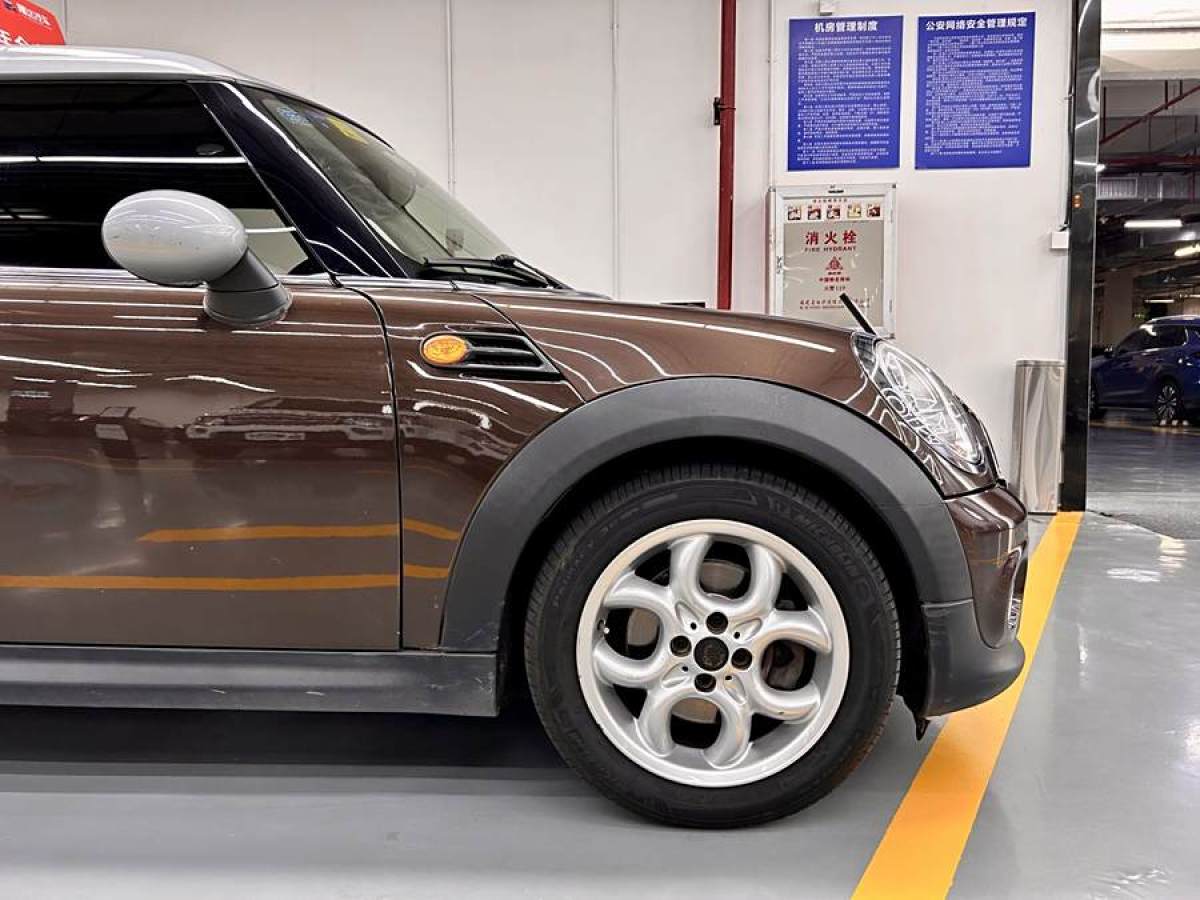 MINI CLUBMAN  2010款 1.6L COOPER Cheer圖片