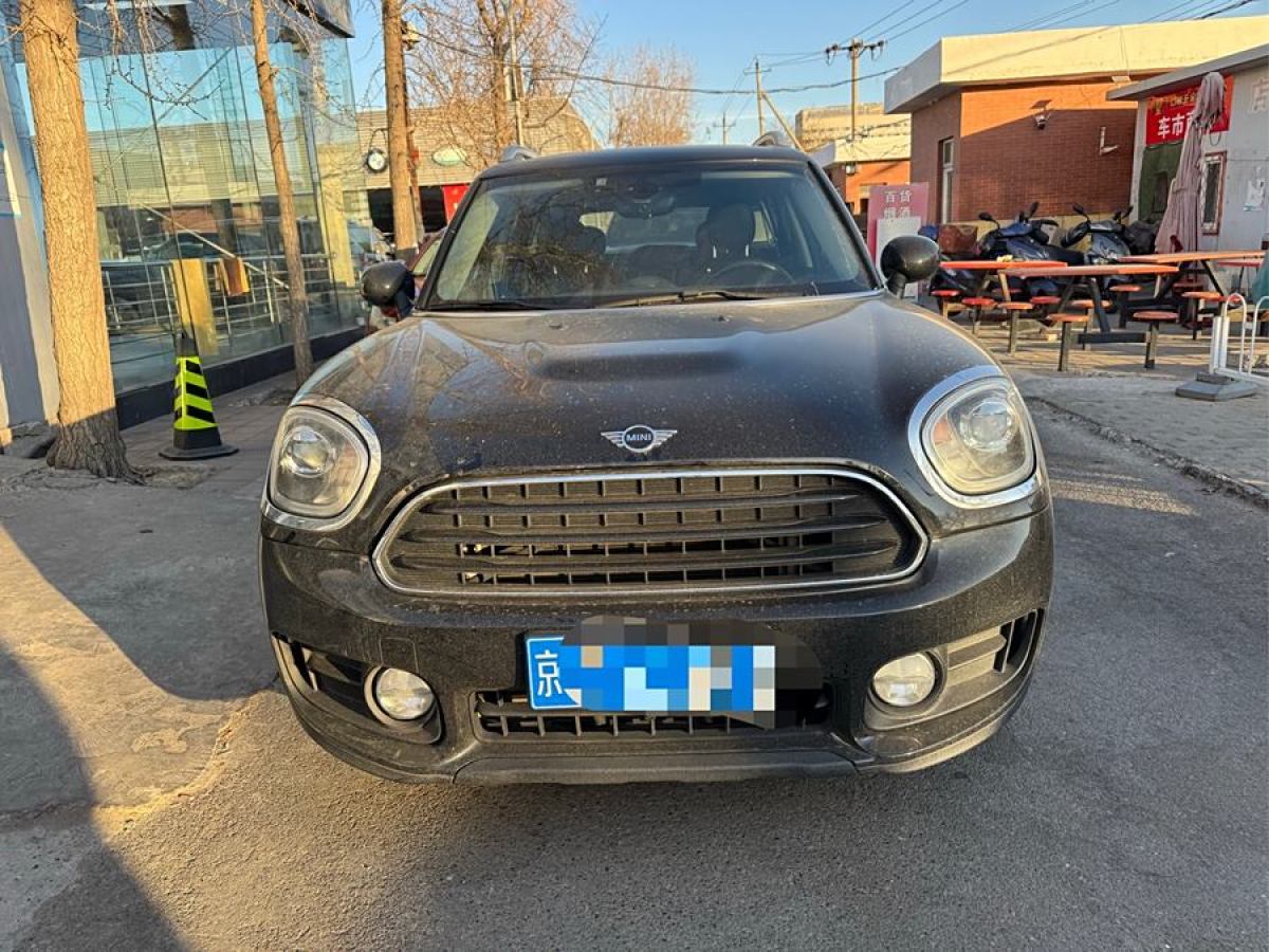 MINI COUNTRYMAN  2019款 1.5T COOPER 藝術(shù)家周末旅行版圖片