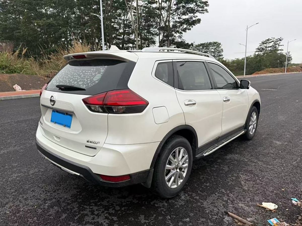 日產(chǎn) 奇駿  2019款 2.0L CVT智聯(lián)七座舒適版 2WD圖片