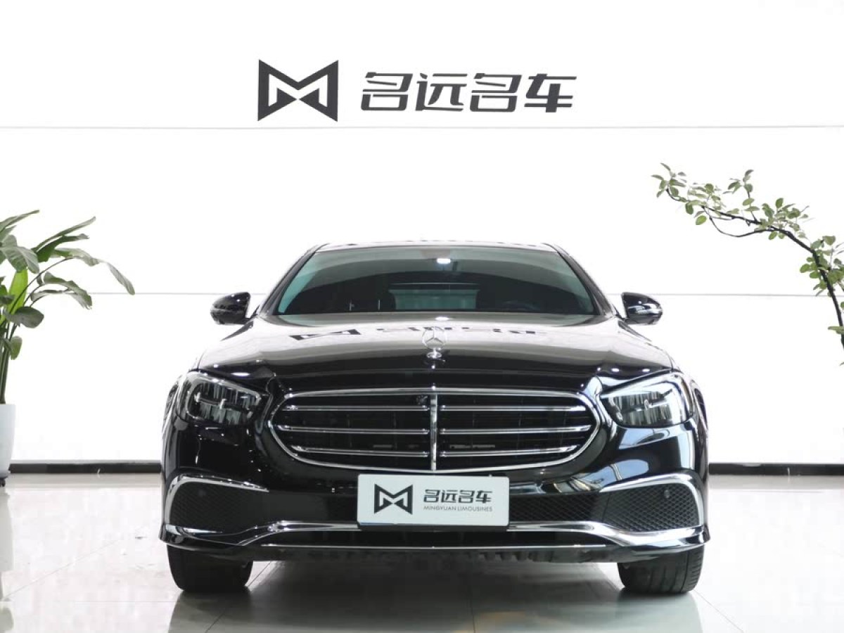 奔馳 奔馳E級(jí)  2023款 改款 E 300 L 豪華型圖片