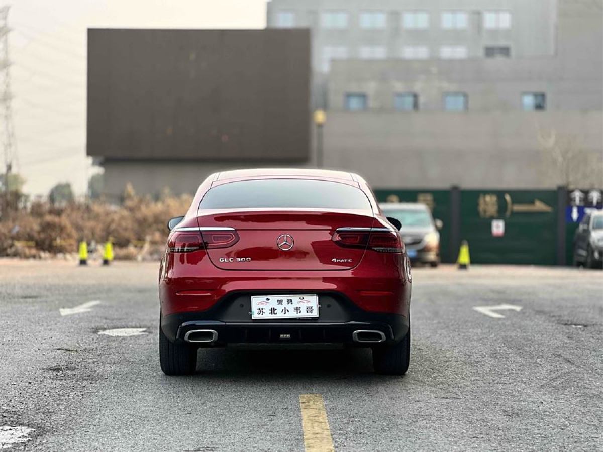 奔馳 奔馳GLC  2022款 改款 GLC 300 4MATIC 轎跑SUV圖片