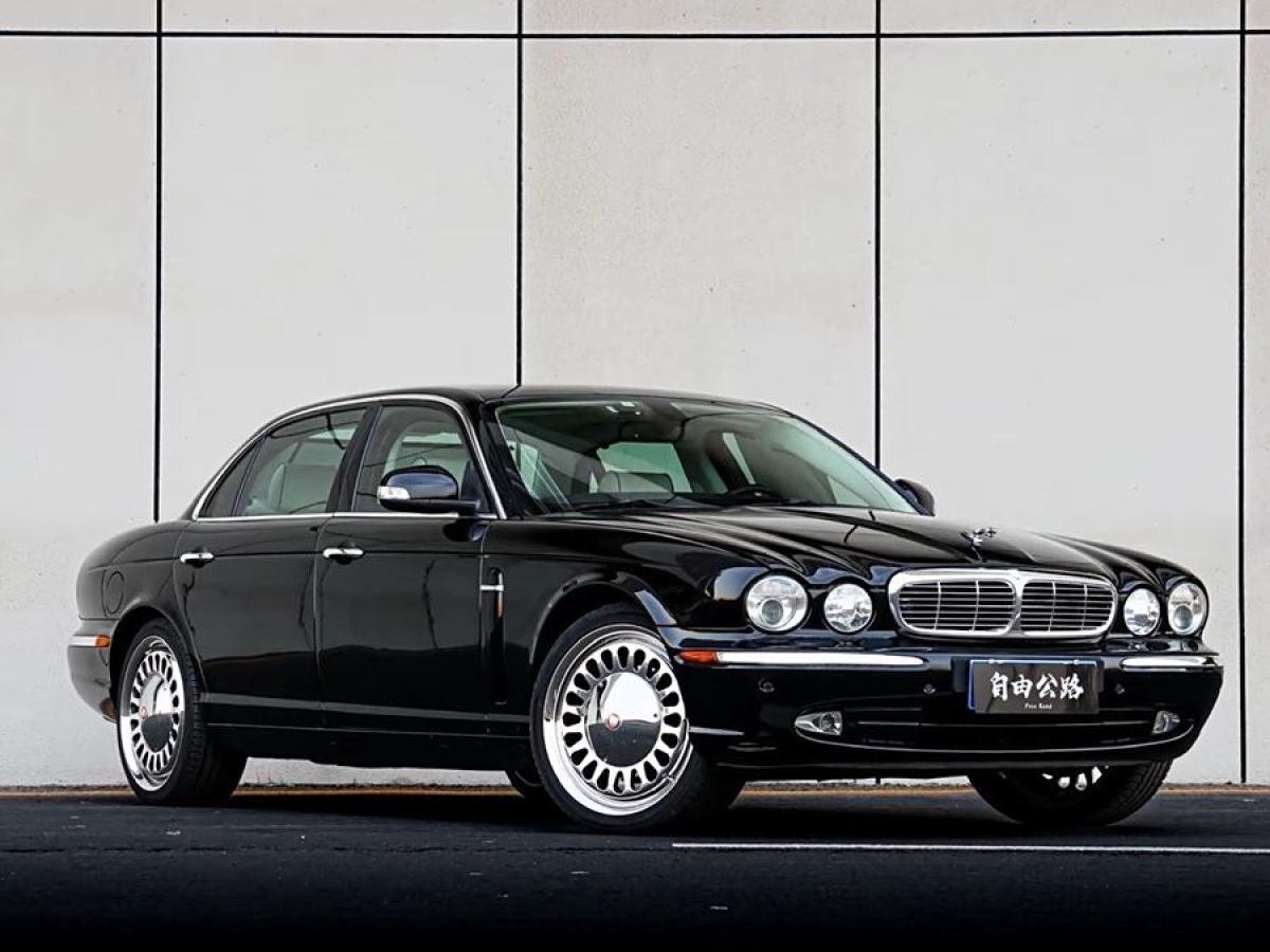 捷豹 XJ  2007款 XJ8L 4.2皇家加長版圖片