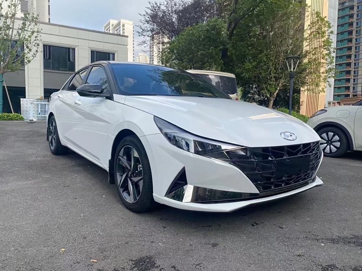 現(xiàn)代 伊蘭特  2022款 1.5L CVT LUX尊貴版圖片