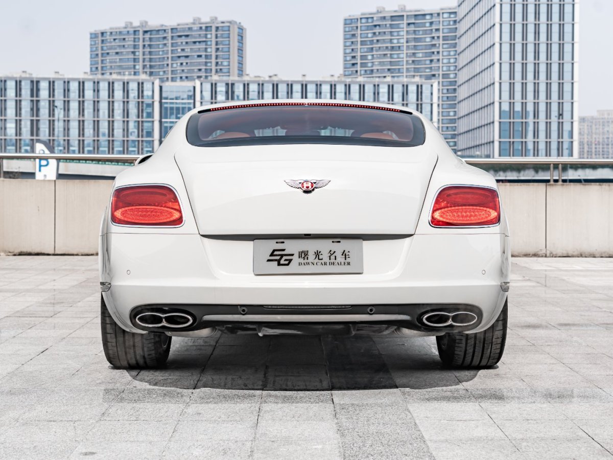 賓利 歐陸  2014款 4.0T GT V8 S 標(biāo)準(zhǔn)版圖片